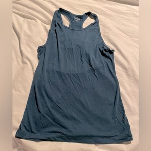 NWOT Old Navy Active Women’s Tank Top Size M
